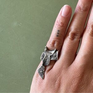 Vintage Sterling Silver Horse Saddle Ring, size 4.5